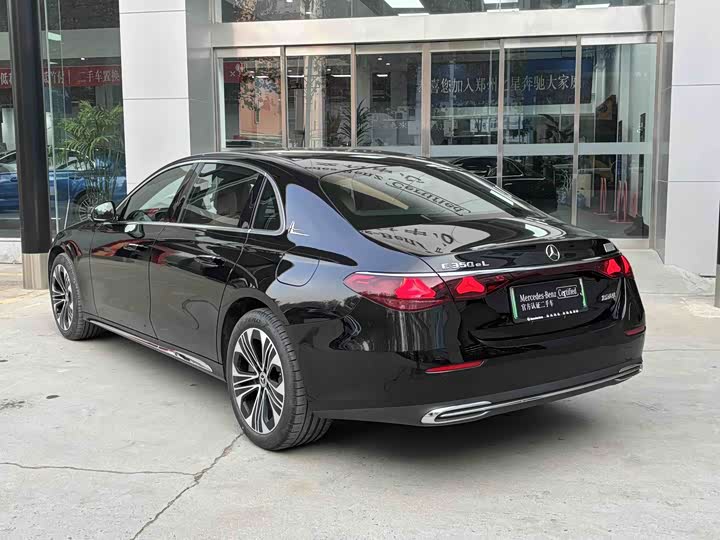 Фото 5 - Mercedes-Benz E-Class Hybrid