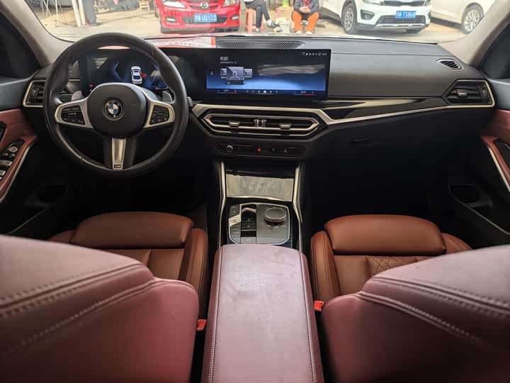 Фото 9 - BMW 3 Series