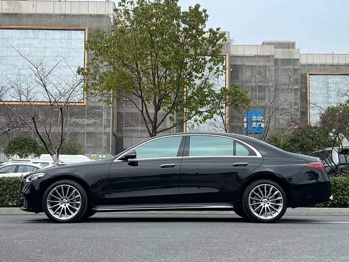 Фото 2 - Mercedes-Benz S-Class