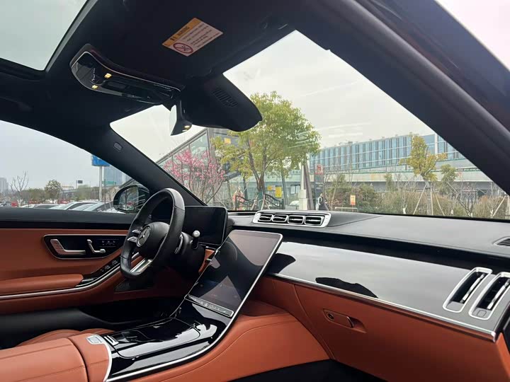 Фото 4 - Mercedes-Benz S-Class