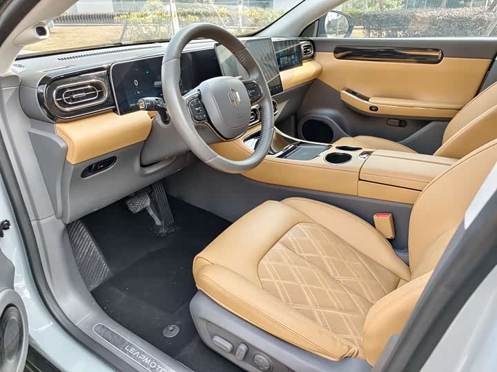 Фото 6 - Leapmotor C01