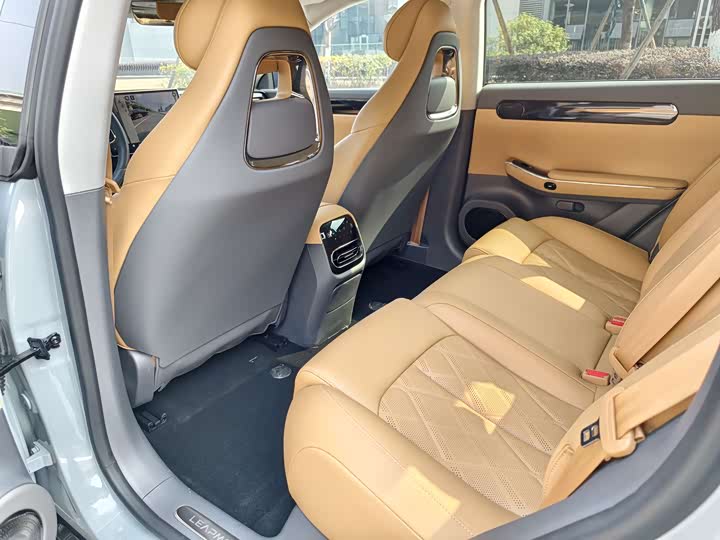 Фото 8 - Leapmotor C01