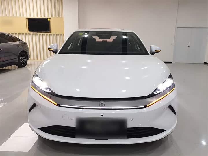 Фото 3 - BYD Qin L