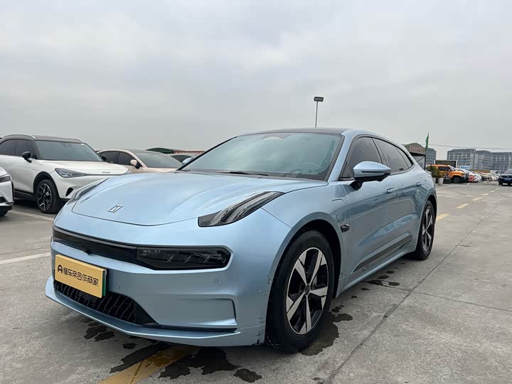 Фото 1 - Zeekr 001