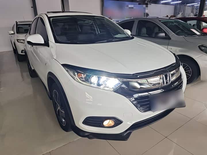 Фото 4 - Honda Vezel
