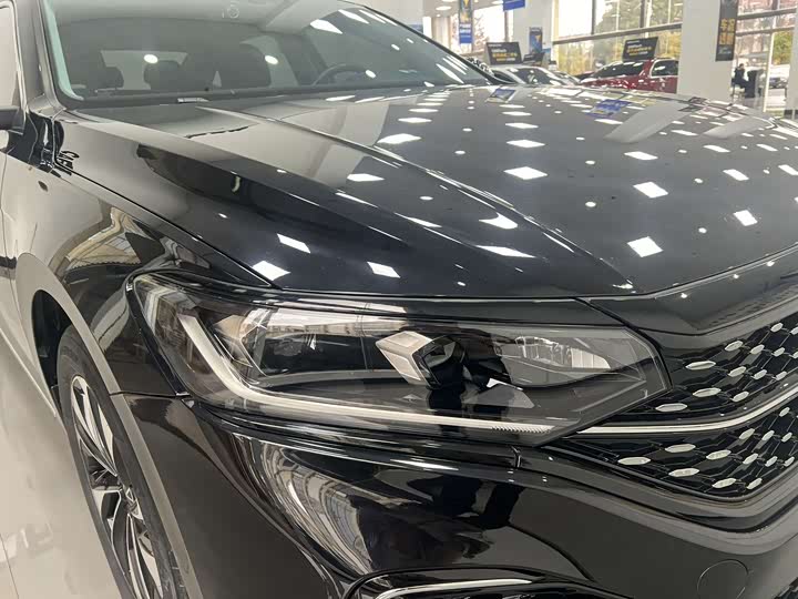 Фото 4 - Volkswagen Passat