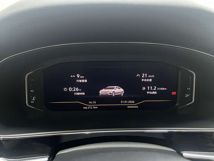 Фото 8 - Volkswagen Passat