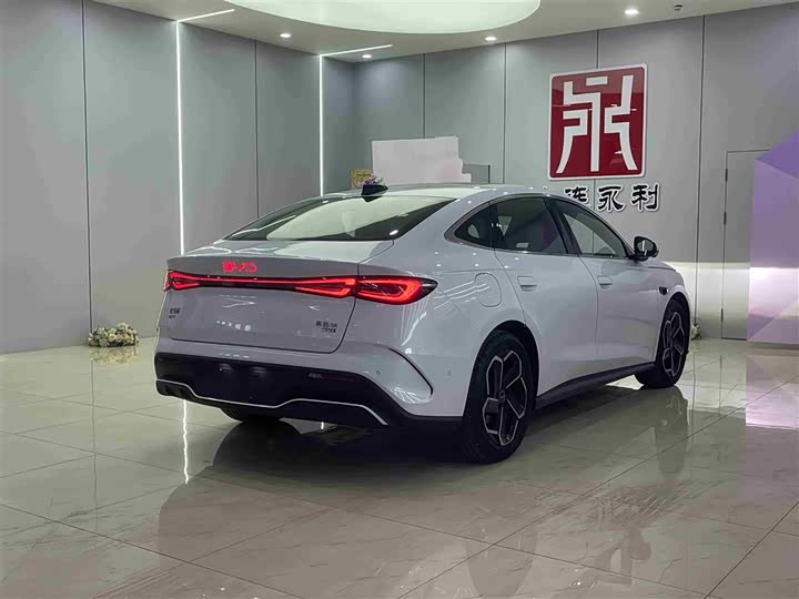 Фото 5 - BYD Seal 06 Hybrid/EV