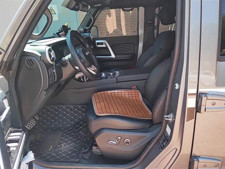 Фото 9 - BAIC Beijing BJ40