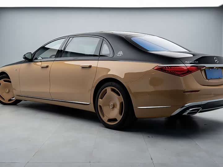 Фото 9 - Mercedes-Benz Maybach S-Class