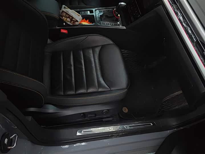 Фото 8 - Volkswagen CC