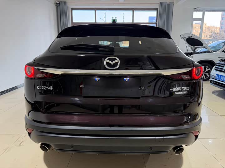 Фото 5 - Mazda CX-4