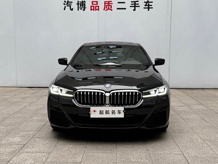 Фото 2 - BMW 5 Series