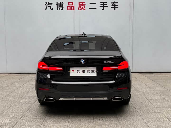 Фото 8 - BMW 5 Series