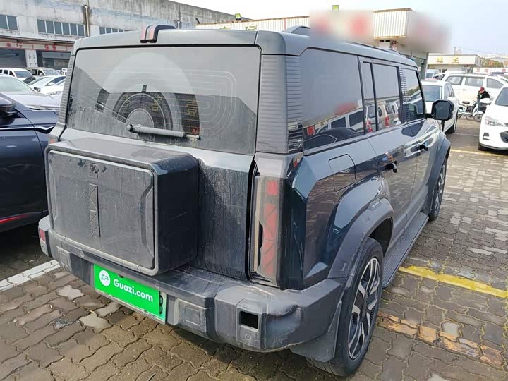 Фото 7 - Chery iCar 03