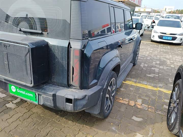 Фото 8 - Chery iCar 03