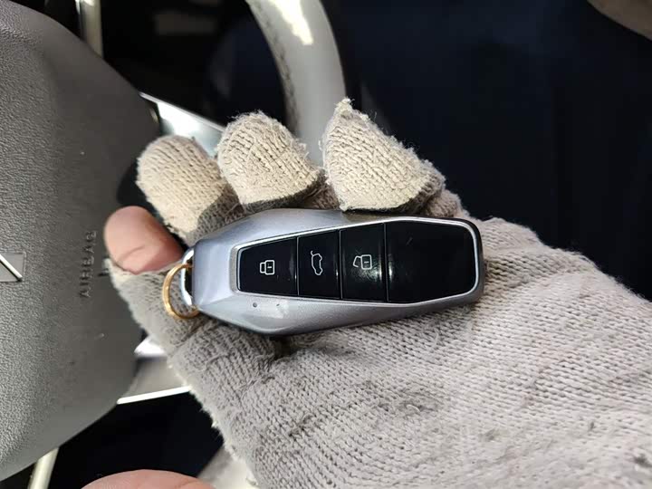 Фото 9 - Chery iCar 03