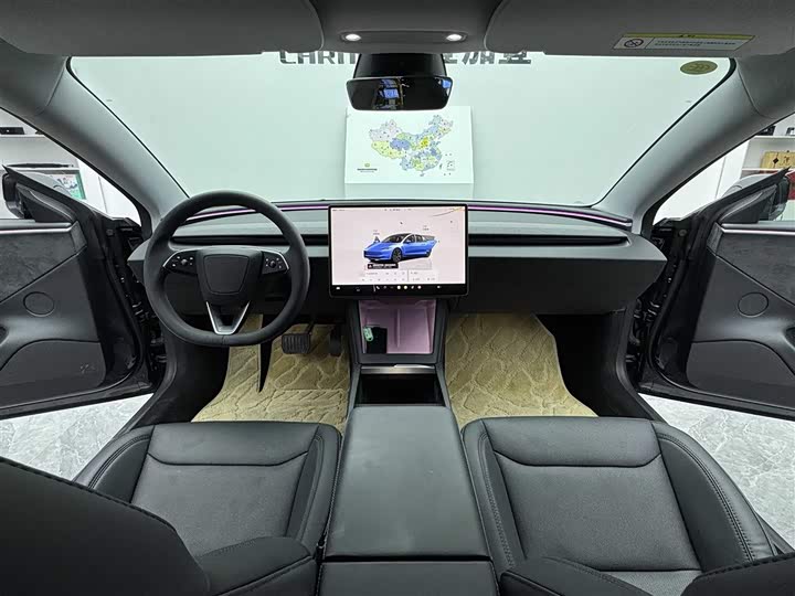 Фото 9 - Tesla Model 3