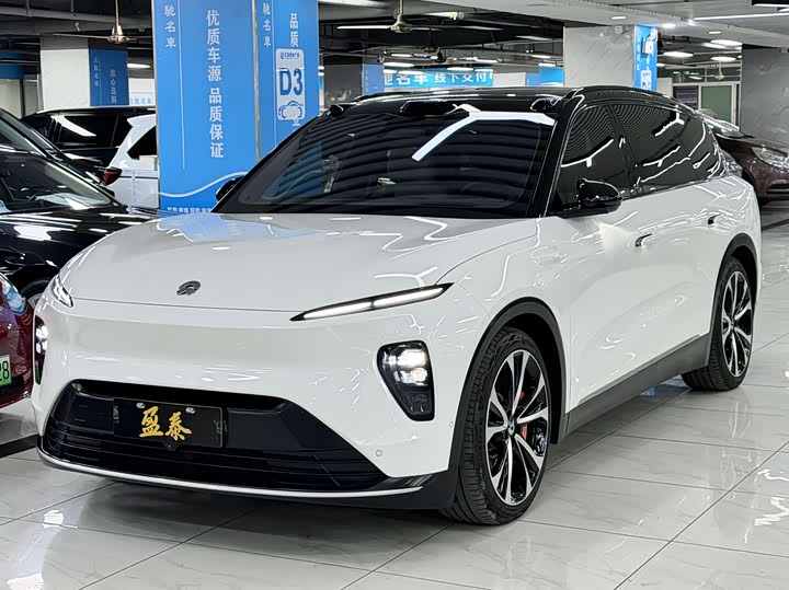 Фото 1 - Nio ES8