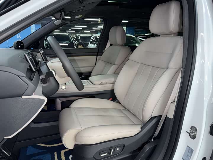 Фото 8 - Nio ES8