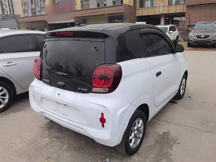 Фото 7 - Roewe Clever