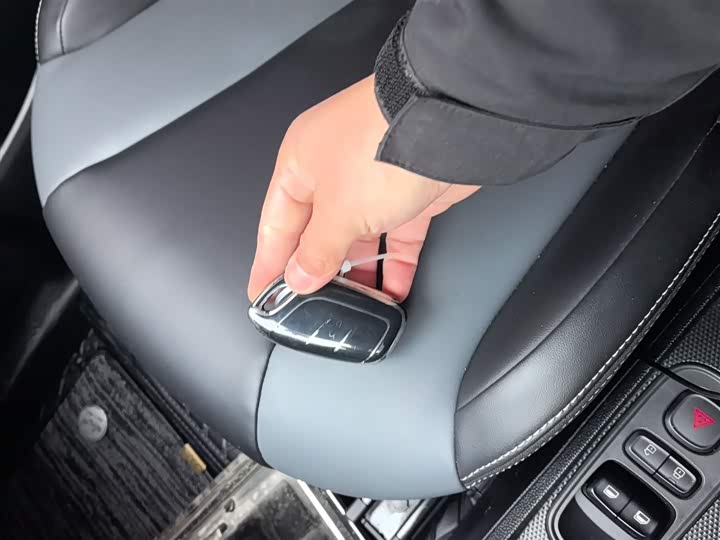 Фото 9 - Roewe Clever