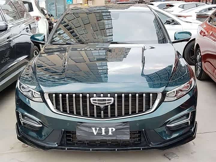 Фото 1 - Geely Preface