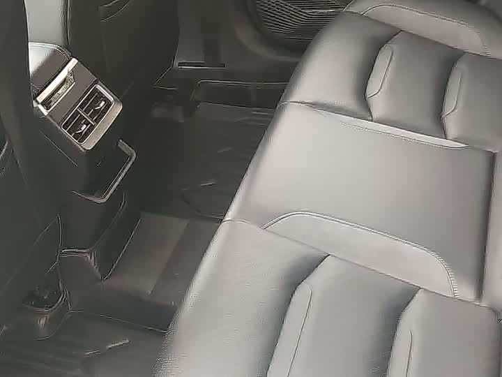 Фото 7 - Geely Preface