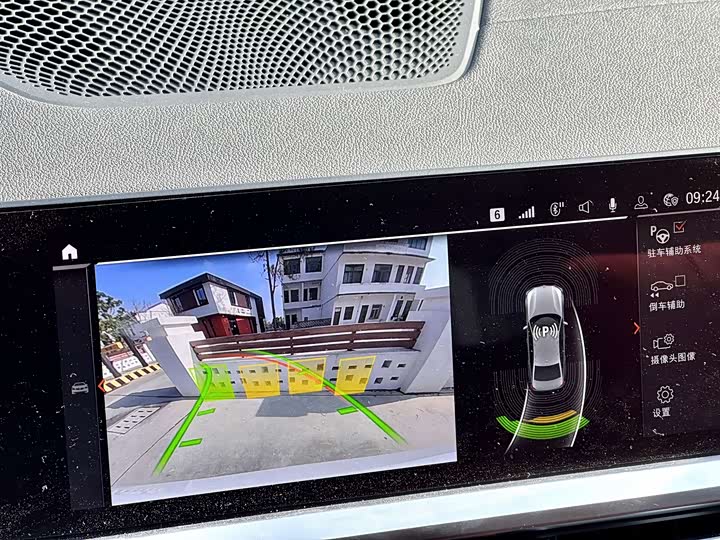 Фото 9 - BMW 3 Series