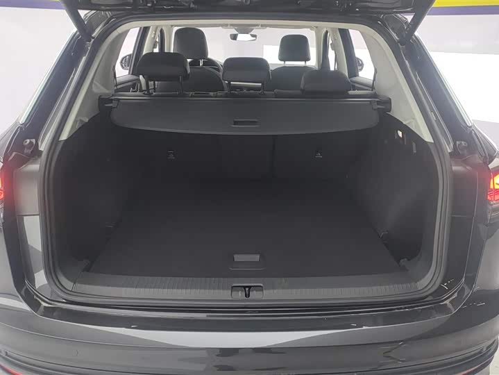 Volkswagen Tayron 2024 2024款 300TSI 两驱豪华Plus进阶版