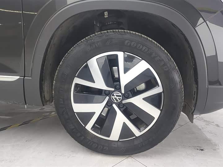 Volkswagen Tayron 2024 2024款 300TSI 两驱豪华Plus进阶版