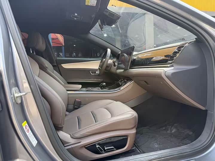 Фото 7 - BYD Han