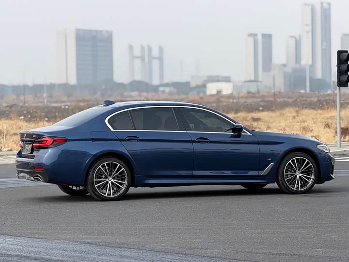 Фото 8 - BMW 5 Series
