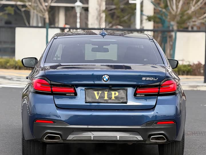 Фото 9 - BMW 5 Series