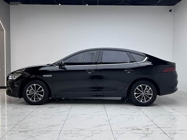 Фото 2 - BYD Qin Plus