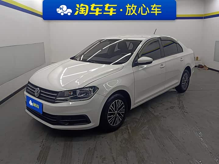 Фото 1 - Volkswagen Santana