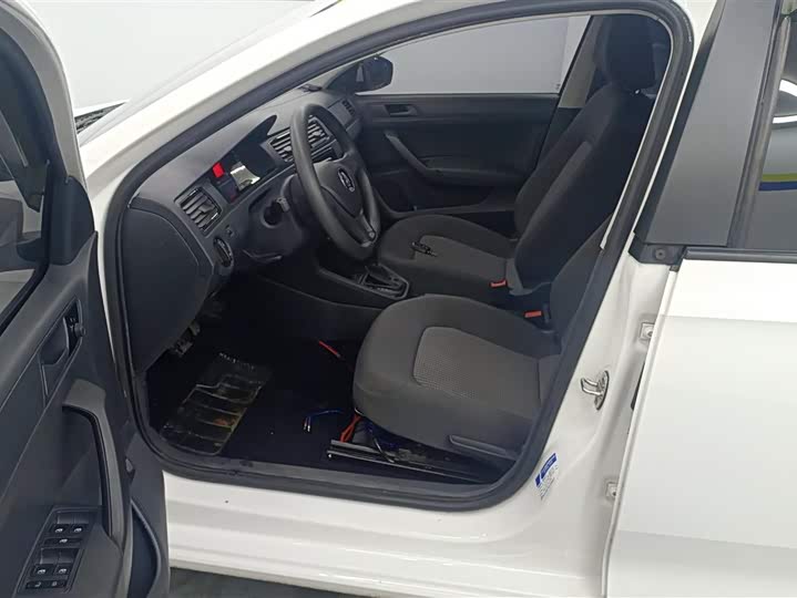 Фото 9 - Volkswagen Santana