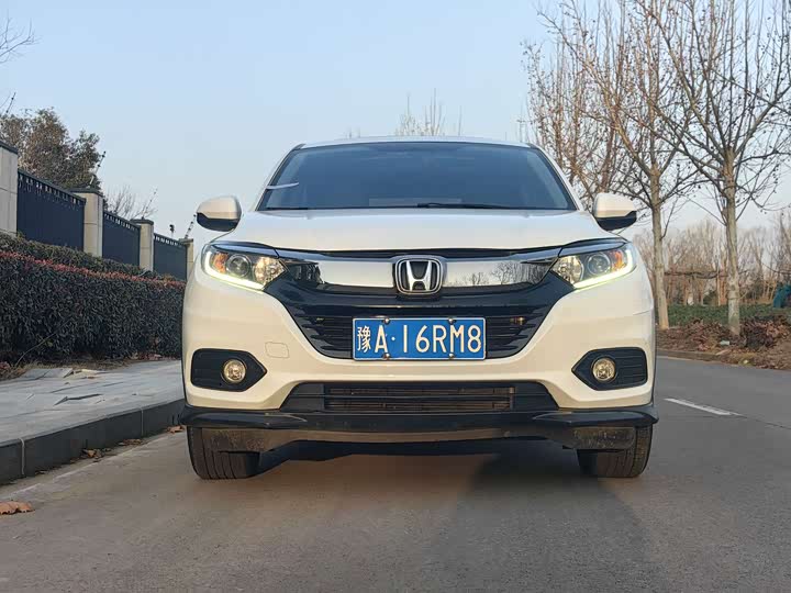 Фото 2 - Honda Vezel