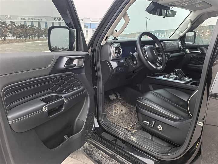 Фото 7 - Tank 300