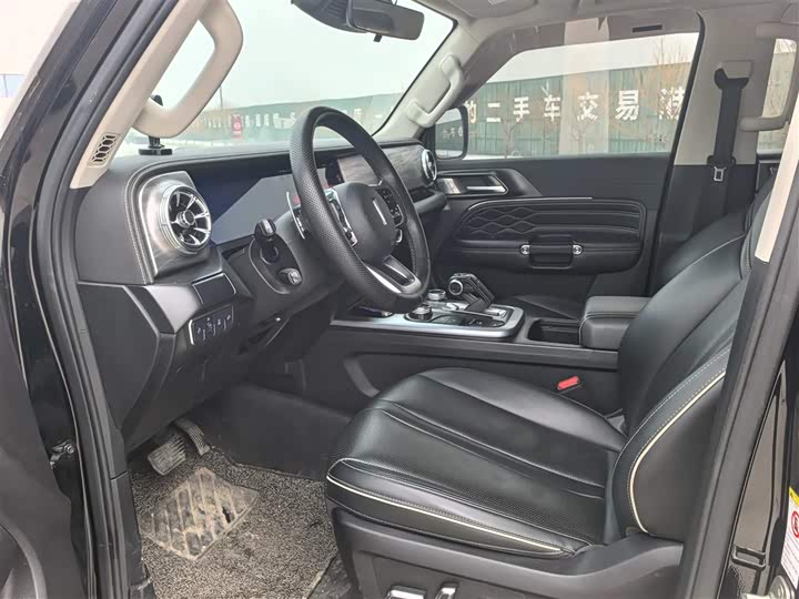 Фото 8 - Tank 300