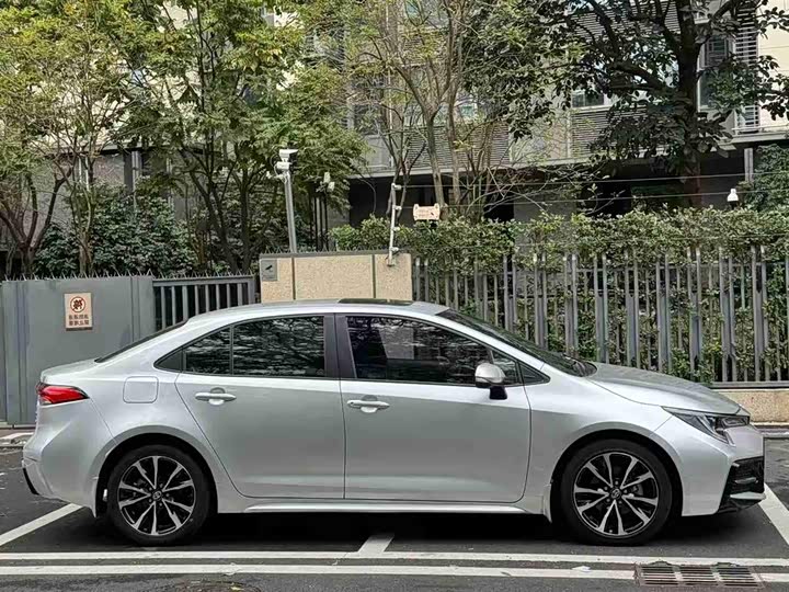 Фото 4 - Toyota Levin