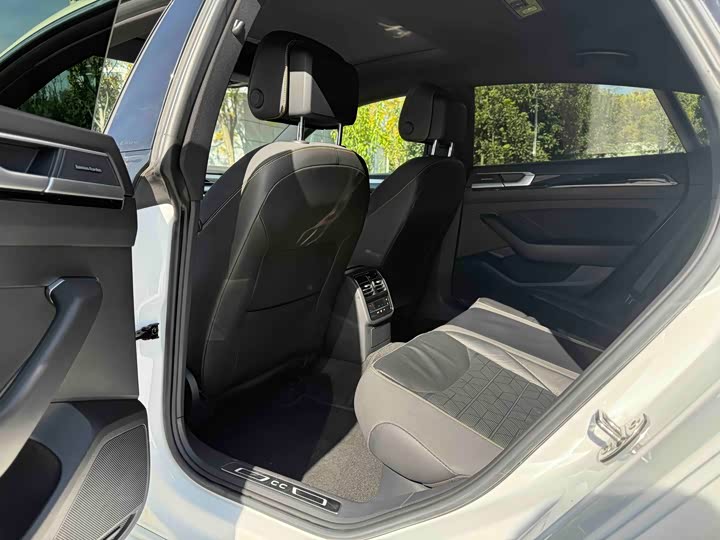 Фото 4 - Volkswagen CC