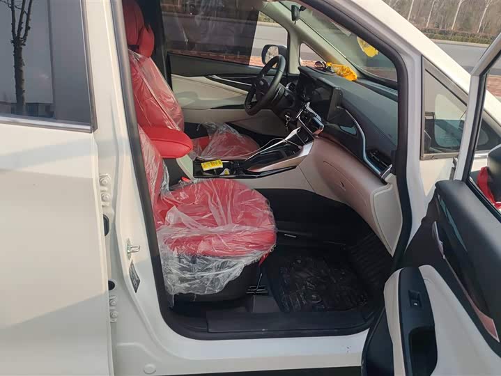 Фото 8 - Maxus G50