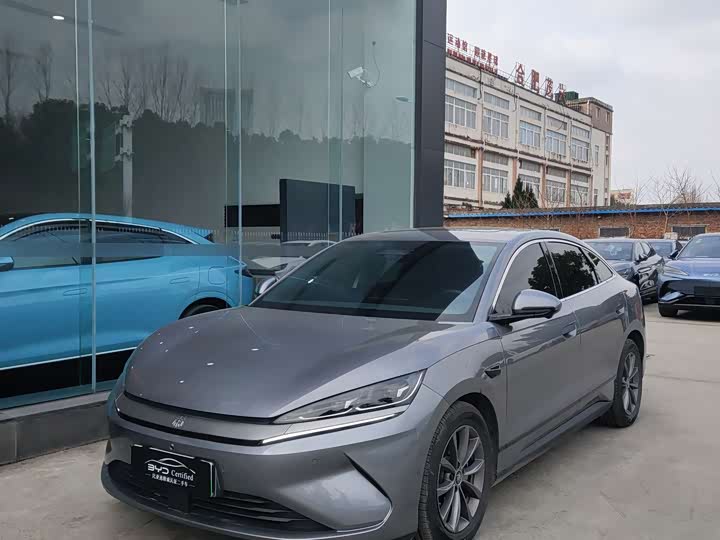 Фото 1 - BYD Qin L