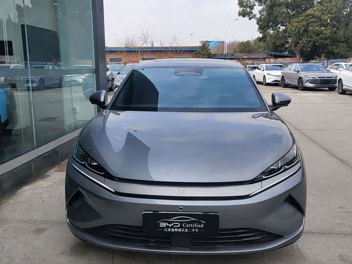 Фото 2 - BYD Qin L