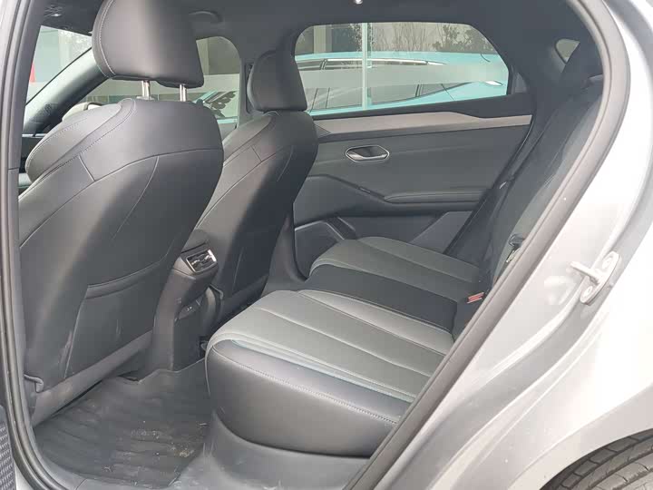 Фото 8 - BYD Qin L