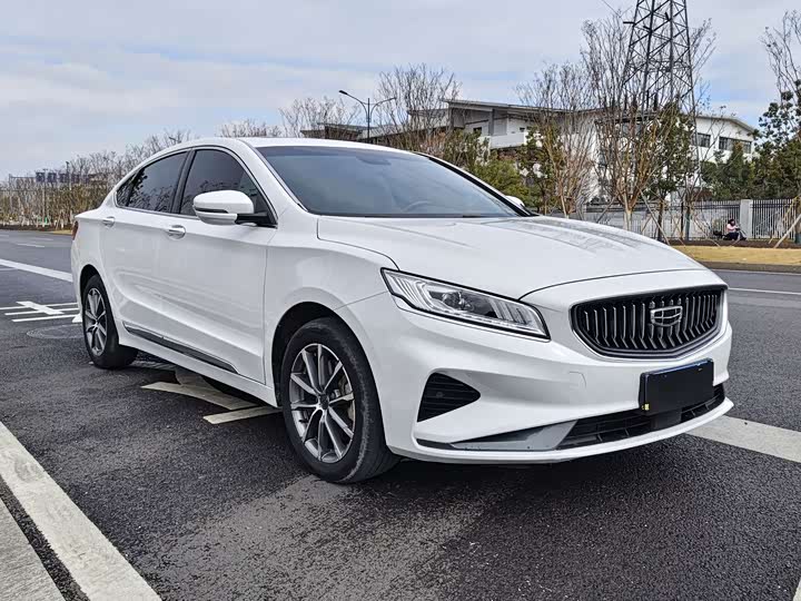 Фото 3 - Geely Emgrand GT