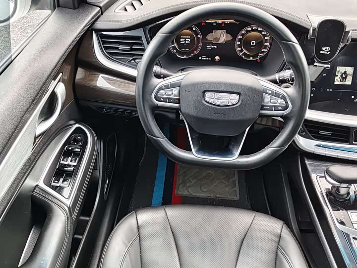 Фото 7 - Geely Emgrand GT