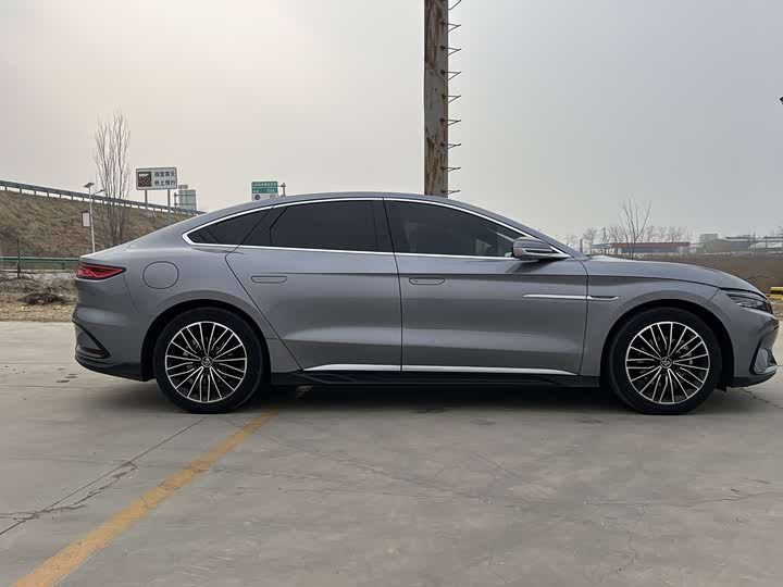 Фото 7 - BYD Han