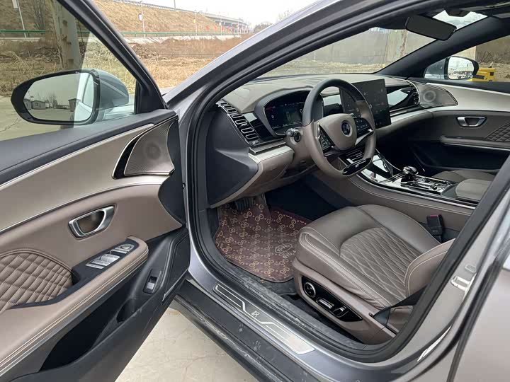 Фото 8 - BYD Han